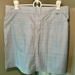 Women’s Nivo by Lanctot gray and light blue plaid golf skirt size 8 NWT